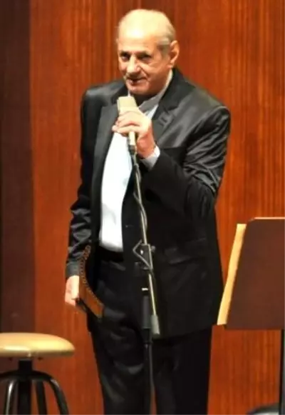 Pan Flüt Virtüözü Gheorghe Zamfir, Eskişehir'de Konser Verdi