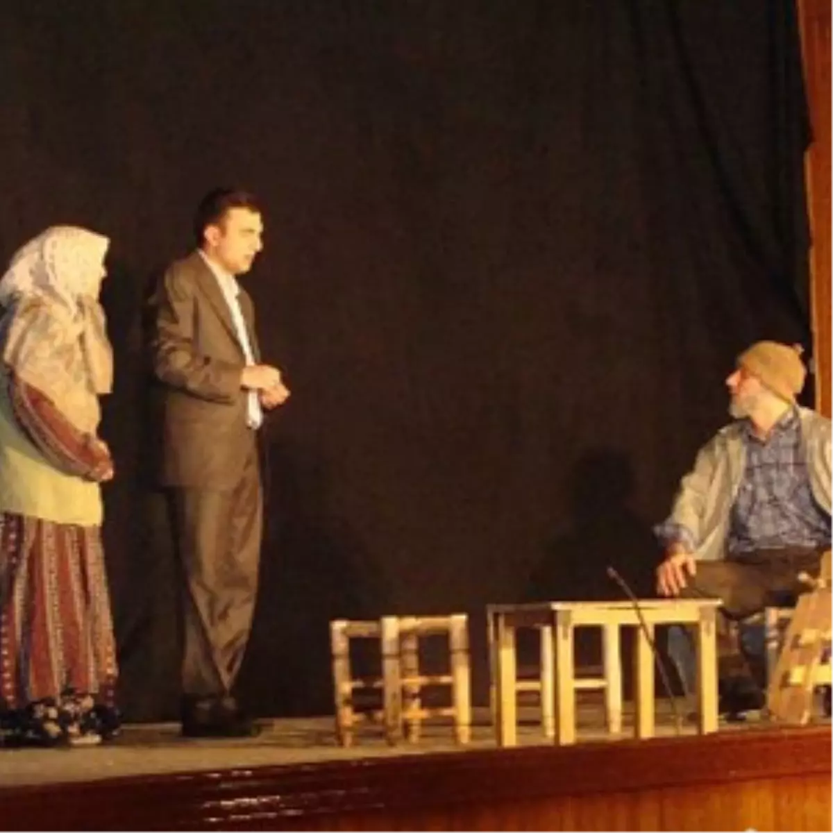 'Tuna Boyu' Oyunu Ağlattı