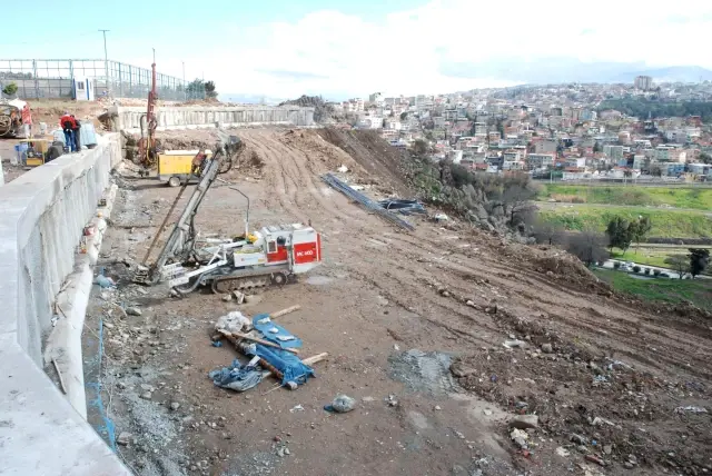 Konak Tüneli'nde Teraslama İşlemi Tamam, Sıra Kazıda Konak Tüneli'nde Teraslama İşlemi Tamam, Sıra Kazıda