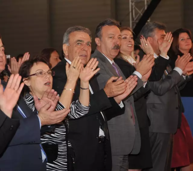Renkli Festivale Start Verildi