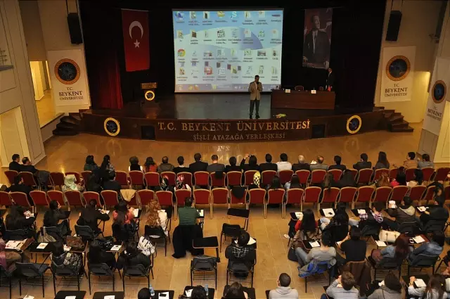 Başkan'dan Üniversite Öğrencilerine Girişimcilik Dersi