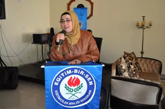 Kamusal Alan Yalanıyla Kadınların Tecrit Edilmesine Son Verilmelidir