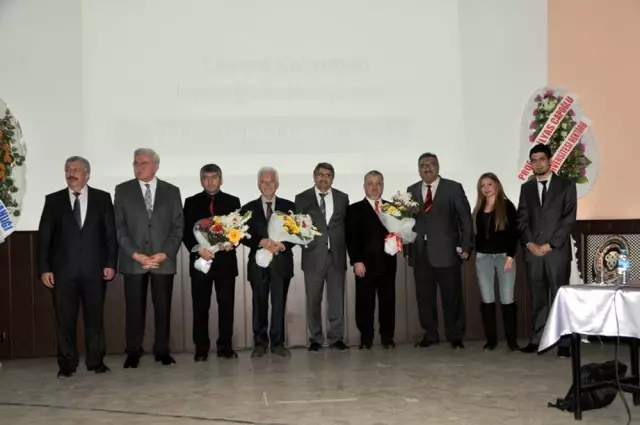 Kimyagerler Derneği Erzincan Üniversitesi'nde Panel Düzenledi Kimyagerler Derneği Erzincan Üniversitesi'nde Panel Düzenledi