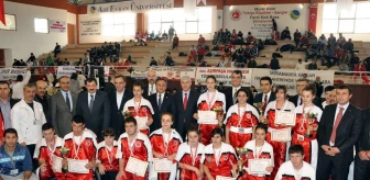 Kick Boks Turnuvasına Kırşehir Belediyespor Damgası Vurdu