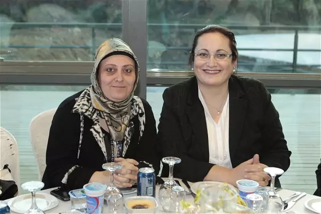 Okul Müdürleri Vialand'de
