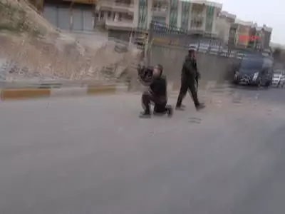 Şanlıurfa'da Bombalı Saldırı; 2 Polis Yaralı Şanlıurfa'da Bombalı Saldırı; 2 Polis Yaralı