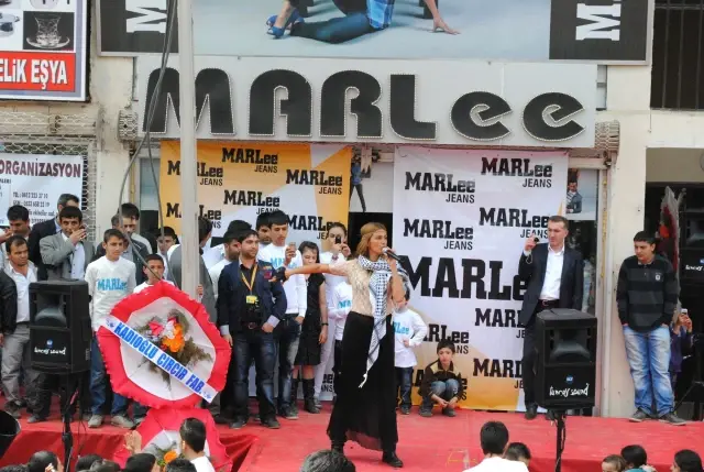Ünlü Mankenler Siverek'te Ünlü Mankenler Siverek'te