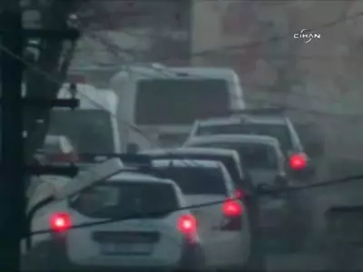 Ankara'da 300 Polisle Şafak Operasyonu Ankara'da 300 Polisle Şafak Operasyonu