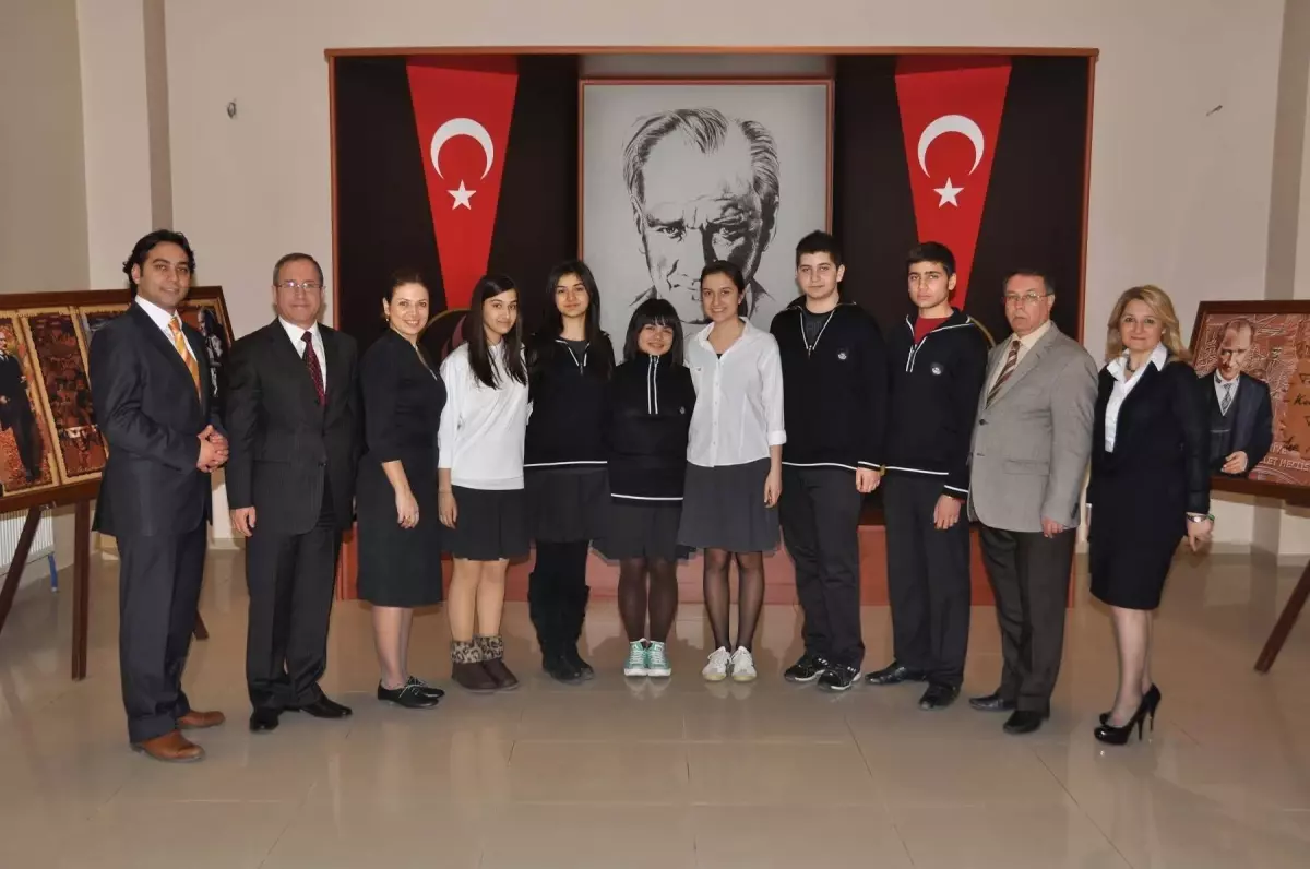 Gkv'liler Münazarada Türkiye Birinciliğinde Son Dönemeçte