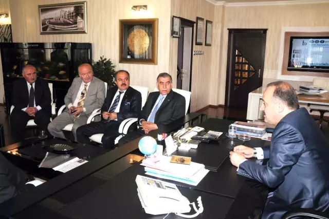 Belediye Başkanları Birliği'nden Başkan Akgül'e Ziyaret Belediye Başkanları Birliği'nden Başkan Akgül'e Ziyaret