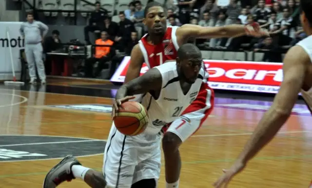 Beşiktaş Milangaz, Tofaş'ı Uzatmada 81 - 78 Mağlup Etti Beşiktaş Milangaz, Tofaş'ı Uzatmada 81 - 78 Mağlup Etti
