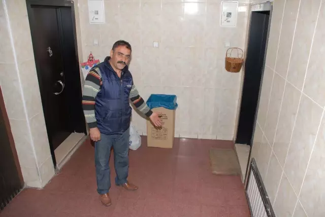 2 Günlük Bebek Apartmana Bırakıldı