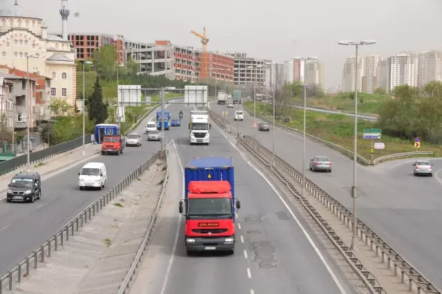 Beylikdüzü'ne 100 Dönümlük Tır Parkı Beylikdüzü'ne 100 Dönümlük Tır Parkı
