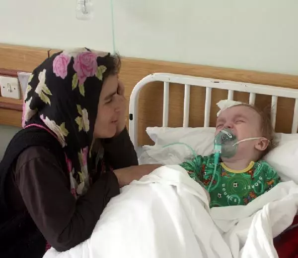 Baba Dayağından Hastanelik Olan 1 Yaşındaki Bebek Sakat