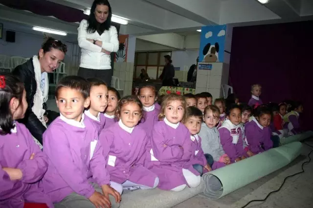Ayvalık Belediyesi'nden Bremen Mızıkacıları Ayvalık Belediyesi'nden Bremen Mızıkacıları
