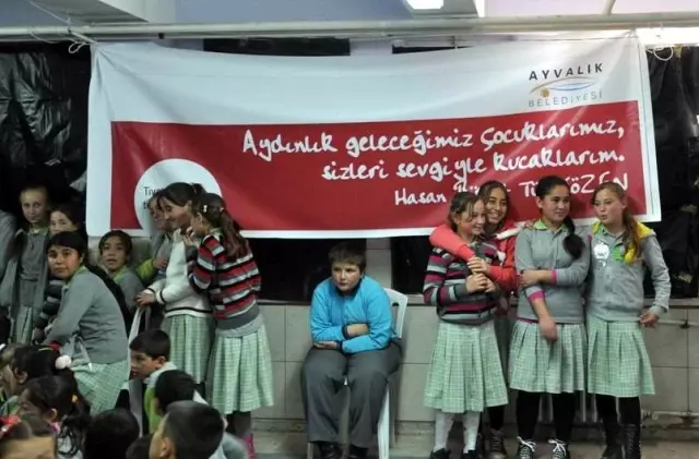 Ayvalık Belediyesi'nden Bremen Mızıkacıları