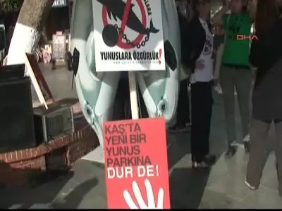 Kaş'ta Tutsak Yunus Protestosu Antalya'nın Kaş İlçesi'nde Sivil Toplum Örgütleri Bodrum'dan Terapi...