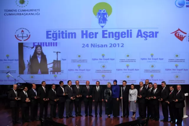 'Eğitim Her Engeli Aşar' Kampanyasının Son Yıl Toplantısı Yapıldı 'Eğitim Her Engeli Aşar' Kampanyasının Son Yıl Toplantısı Yapıldı