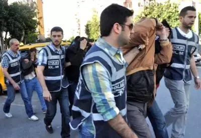 Uyuşturucu Operasyonunda 8 Kişi Tutuklandı