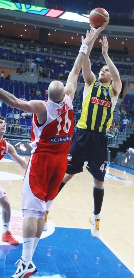 Fenerbahçe Ülker: 76 - Tofaş: 68 Fenerbahçe Ülker: 76 - Tofaş: 68