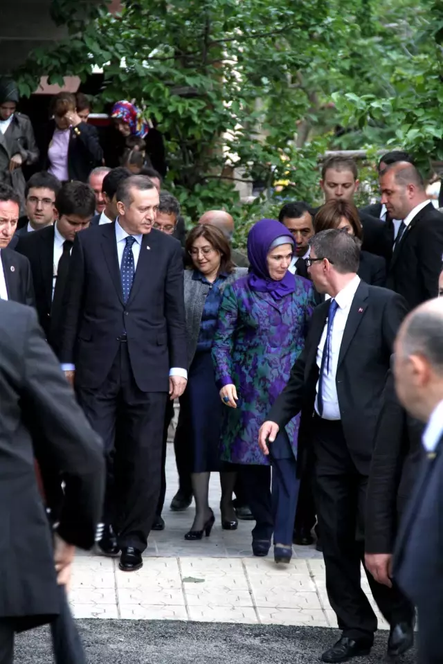 Başbakan�dan Önce Cami, Sonra Ev Ziyareti Haberler