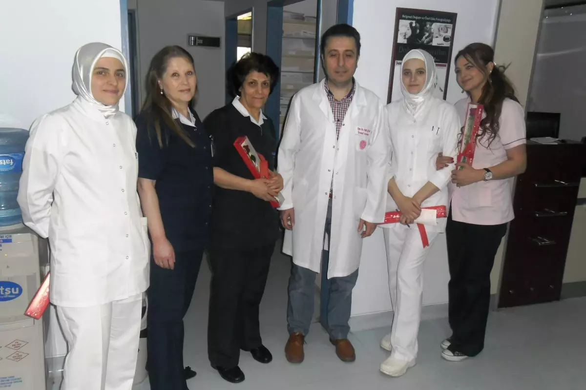 Ozel Imperial Hastanesi Nde Ebeler Gunu Kutlamasi Haberler