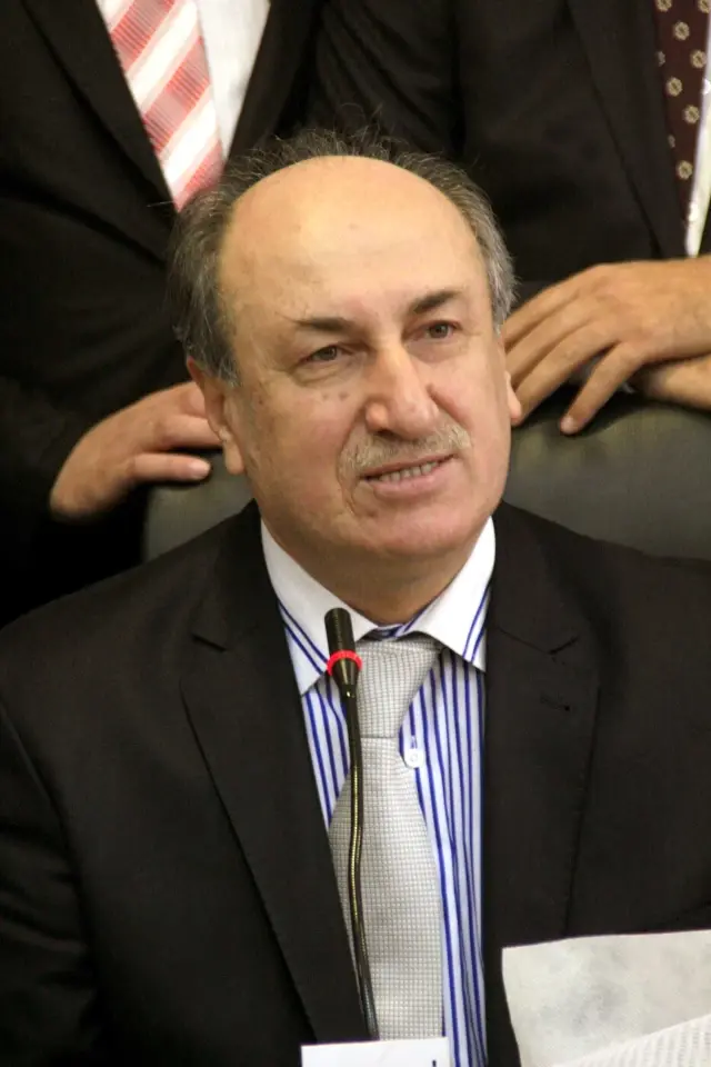 Ziyaeddin Yagci 610 Oyla Ak Parti Il Baskani Oldu Adana