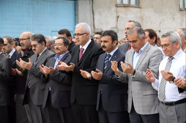 Ankara Vali Yardımcısı Atlamaz�ın Acı Günü Haberler