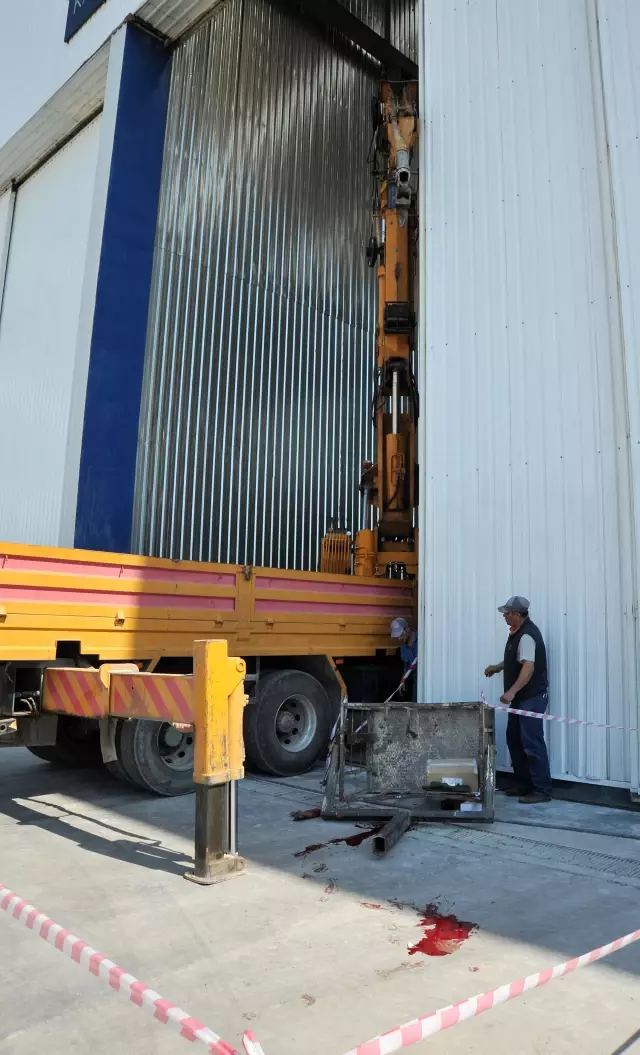 Tersanede İş Kazası: 1 Ağır Yaralı Tersanede İş Kazası: 1 Ağır Yaralı