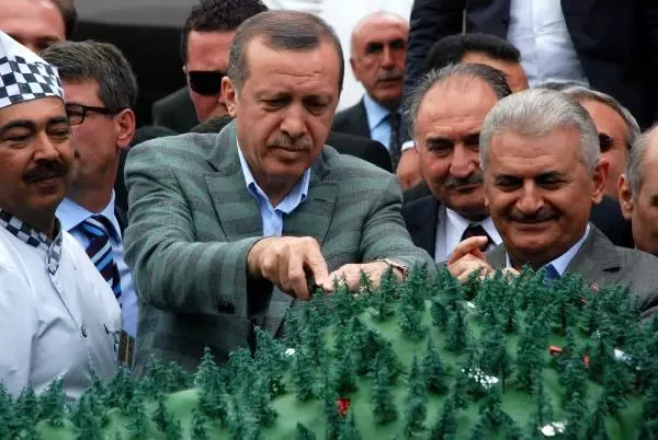 Erdoğan, Ovit Dağı Tüneli'nin Temeli Attı, 'Biz Kılıçdaroğlu'nun da Hizmetkarıyız' Dedi Erdoğan, Ovit Dağı Tüneli'nin Temeli Attı, 'Biz Kılıçdaroğlu'nun da Hizmetkarıyız' Dedi