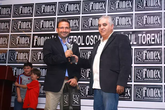 Futbol Oscarları Sahiplerini Buldu Futbol Oscarları Sahiplerini Buldu