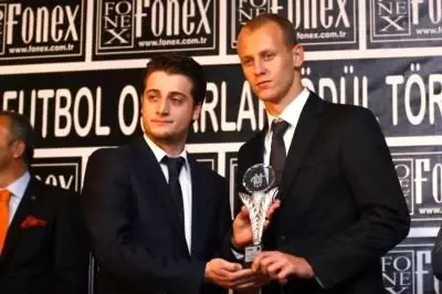 Futbol Oscarları Sahiplerine Verildi Futbol Oscarları Sahiplerine Verildi
