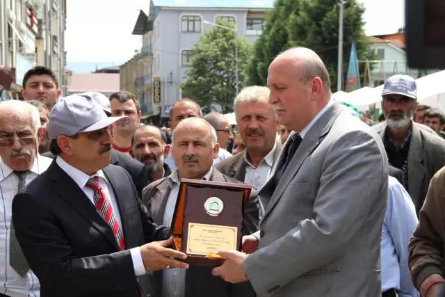 Dünya Çiftçiler Günü Akyazı'da Coşkuyla Kutlandı