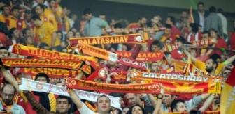 Galatasaray'ın Taraftar Grubu Ultraslan, Türk Telekom Arena'nın Beşiktaş ile Ortak Kullanımına...