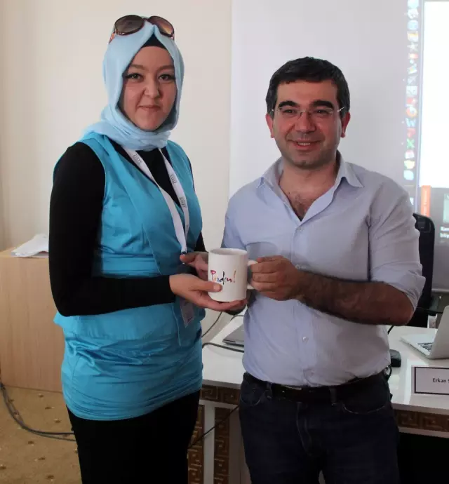 Zirve Üniversitesi'nde Sosyal Medya ve İnternet Üzerine Söyleşi Zirve Üniversitesi'nde Sosyal Medya ve İnternet Üzerine Söyleşi