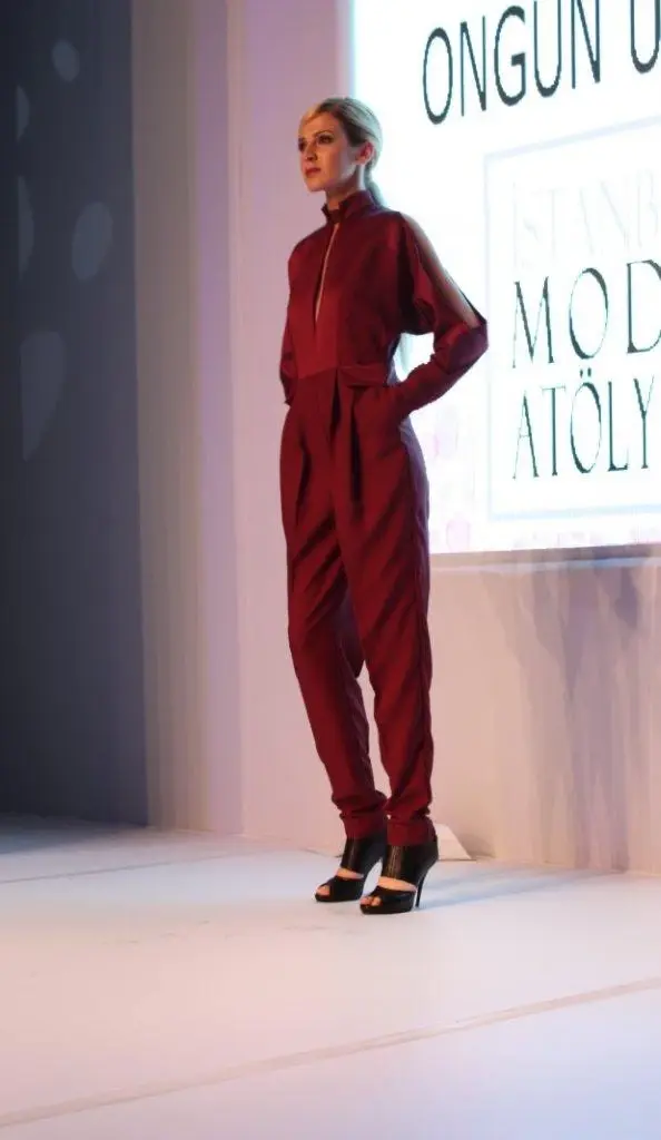 İstanbul Moda Atölyesi Tasarımları Görücüye Çıktı İstanbul Moda Atölyesi Tasarımları Görücüye Çıktı
