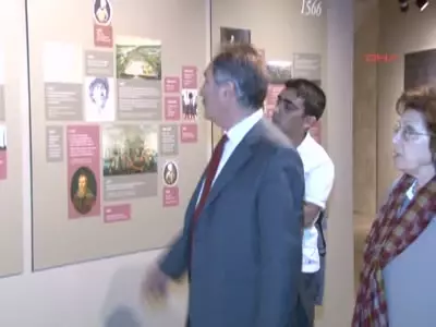 Bakan Günay 'Rembradt ve Çağdaşları' Sergisini Gezdi Bakan Günay 'Rembradt ve Çağdaşları' Sergisini Gezdi