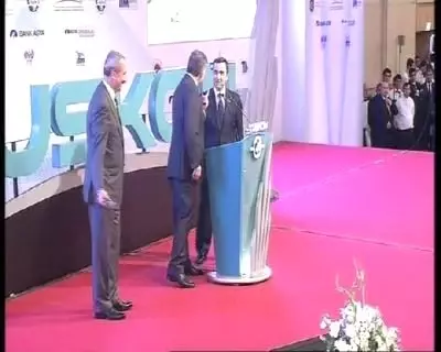 Cumhurbaşkanı Gül, Tuskon Başkanıyla Burs Pazarlığı Yaptı