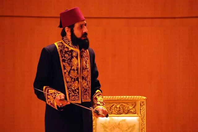 Şehzadeleri Duygulandıran Tiyatro