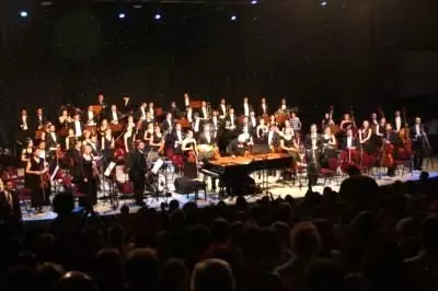 Bursa'da Festival Coşkusu Başladı Bursa'da Festival Coşkusu Başladı