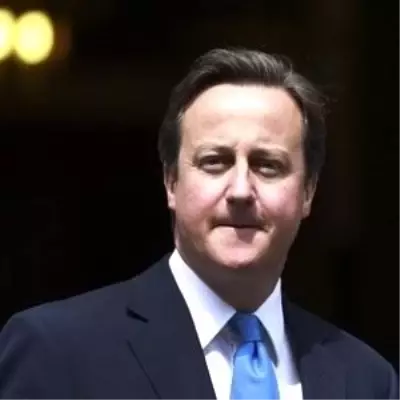 Cameron İfade Verdi: Kirlenen Medya İlişkilerini Temizlemek İçin Büyük Fırsat Cameron İfade Verdi: Kirlenen Medya İlişkilerini Temizlemek İçin Büyük Fırsat
