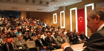 Bayburt Üniversitesi'nde Çanakkale Zaferi' ve 'İstanbul'un Fethi' Konferansı