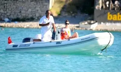 Pareolu Sinem Kobal Pareolu Sinem Kobal