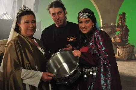 Osmanlı Sarayı'nın Yeni Sultanı: Hazal Kaya