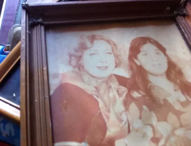 7 Yıl Annesinin Cesediyle Yaşayan Kadın Evine Geri Döndü (Özel) 7 Yıl Annesinin Cesediyle Yaşayan Kadın Evine Geri Döndü (Özel)