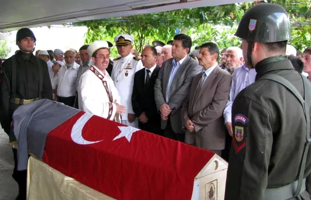 Kore Gazisi Son Yolculuğuna Uğurlandı Kore Gazisi Son Yolculuğuna Uğurlandı