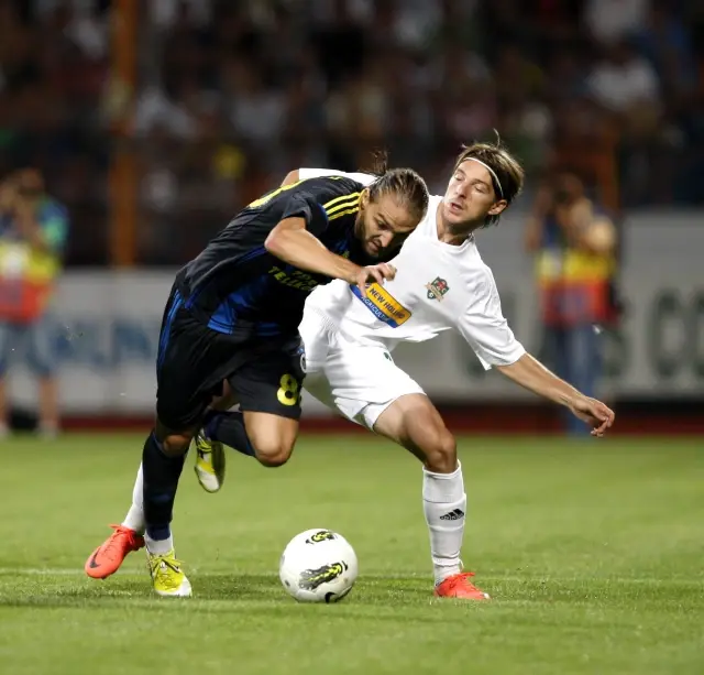 Fc Vaslui 1 Fenerbahce 1 Ilk Yari Spor