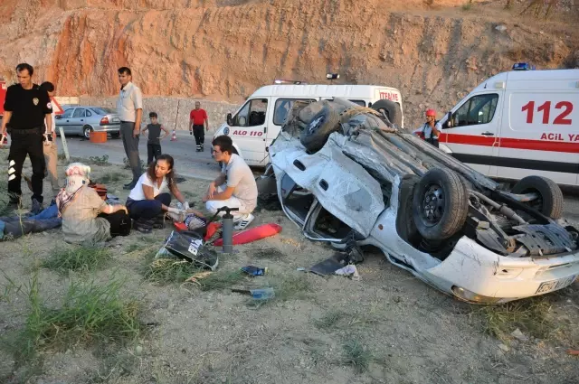 Soma'da Trafik Kazası: 9 Yaralı - Haberler