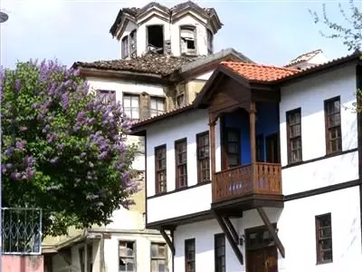 Mümkünlü'den Ev Almak İçin Sıraya Girdiler