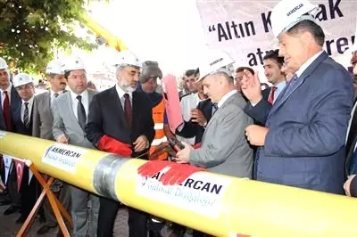 Bakanlar, Bartın'da Doğalgaz Hattı Temel Atma Törenine Katıldı Bakanlar, Bartın'da Doğalgaz Hattı Temel Atma Törenine Katıldı